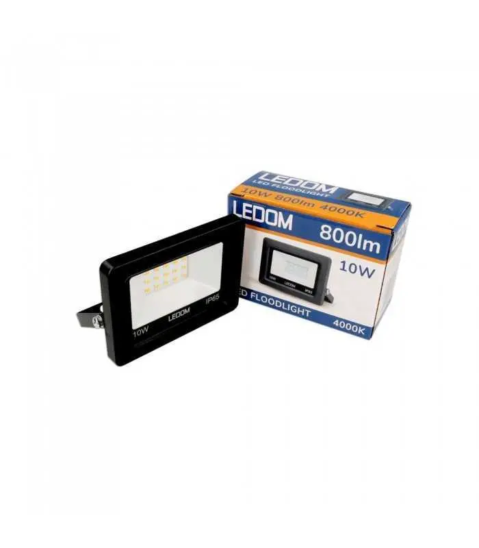 LED floodlight with packaging box displaying the front view of Ledom Slim LED floodlight 4000K IP65.