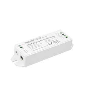 MiBoxer RGB LED strip controller FUT042U with smooth edges, ideal for installation