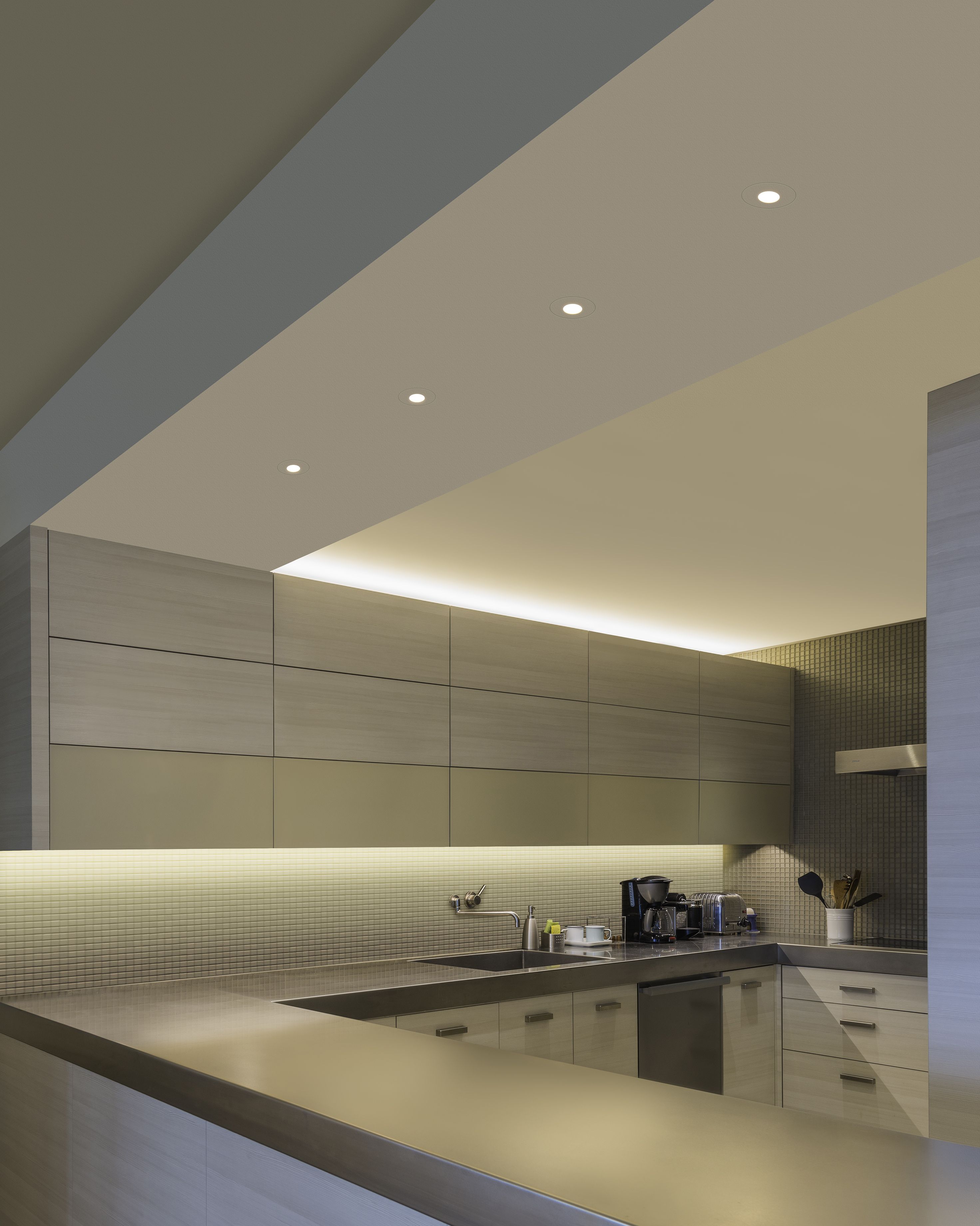 Accent lighting in the kitchen